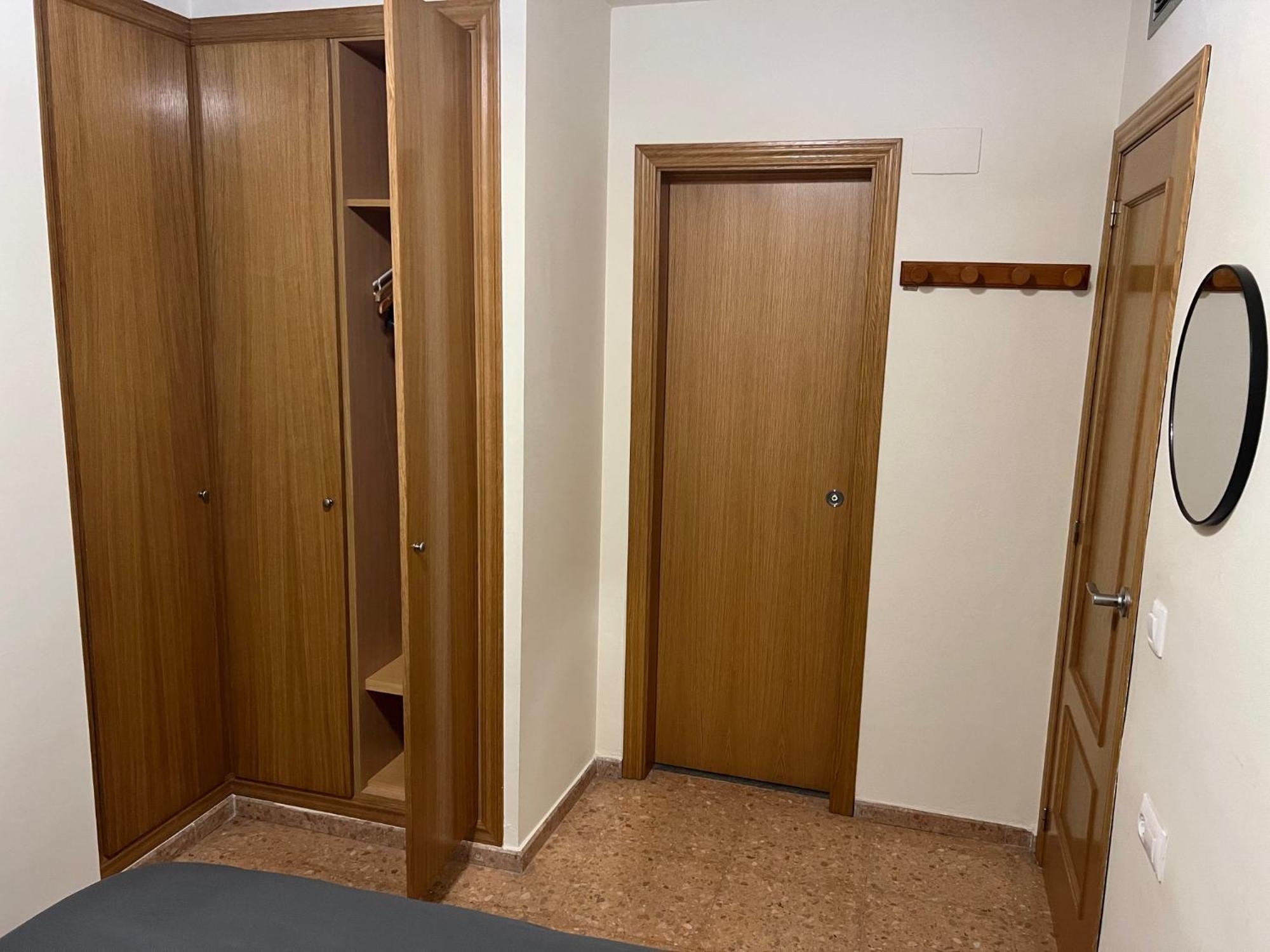 Habitacion Doble Con Bano Privado Appartement Valencia Buitenkant foto
