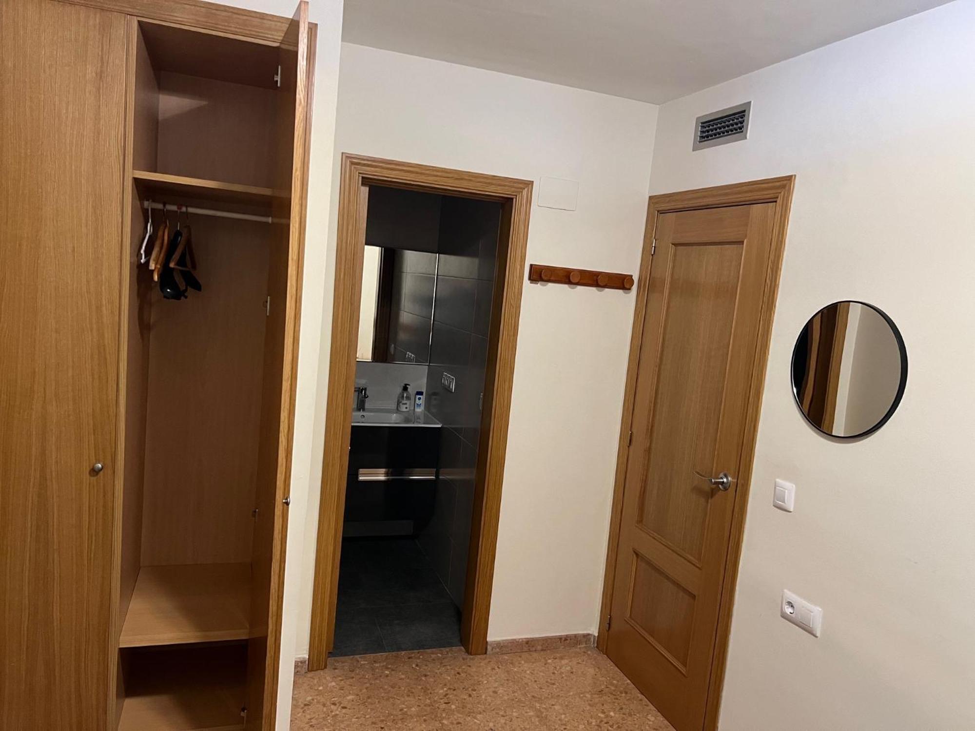 Habitacion Doble Con Bano Privado Appartement Valencia Buitenkant foto